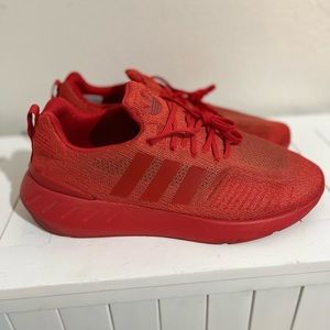 Adidas sneakers super cool
